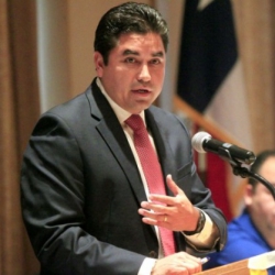Texas District Attorney Leads Raid against a Illegal 8-Liner (Maquinitas) Operation