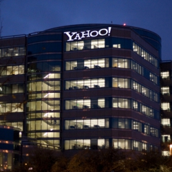 Yahoo Daily Fantasy Sports Collects Rave Reviews from Gaming Analysts