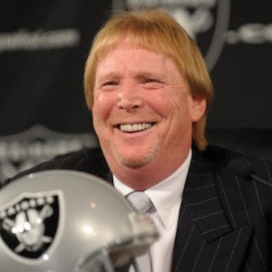 Oakland Raiders Mark Davis to Las Vegas