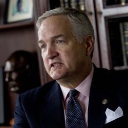 VictoryLand No Longer Worries about Luther Strange