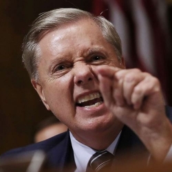 Lindsey Graham Plans to Ask William Barr about Online Gambling